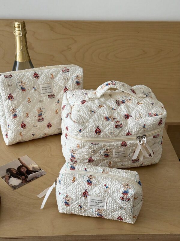 Capacity Cosmetic Bag Fashio Makeup Bag Set Girls Travel Make Up Bag