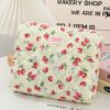 1Pc Set Strawberry Pattern Print Quilted Makeup Bag Lightweight Portable Travel Makeup Bag Makeup Bags Makeup Bag Set Large Capacity Multifunctional Cosmetic Organizer Wallet Pouch Cosmetics Storage Clu (4)